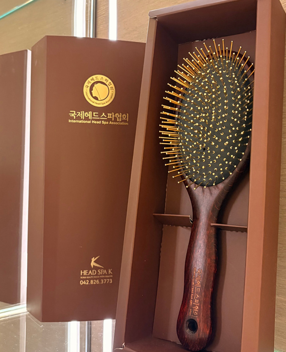 GOLDEN BRUSH