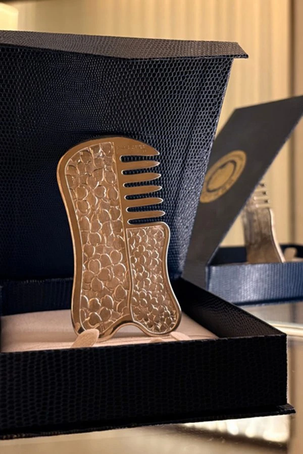 SILVER COMB